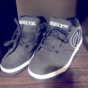 Heelys like new
